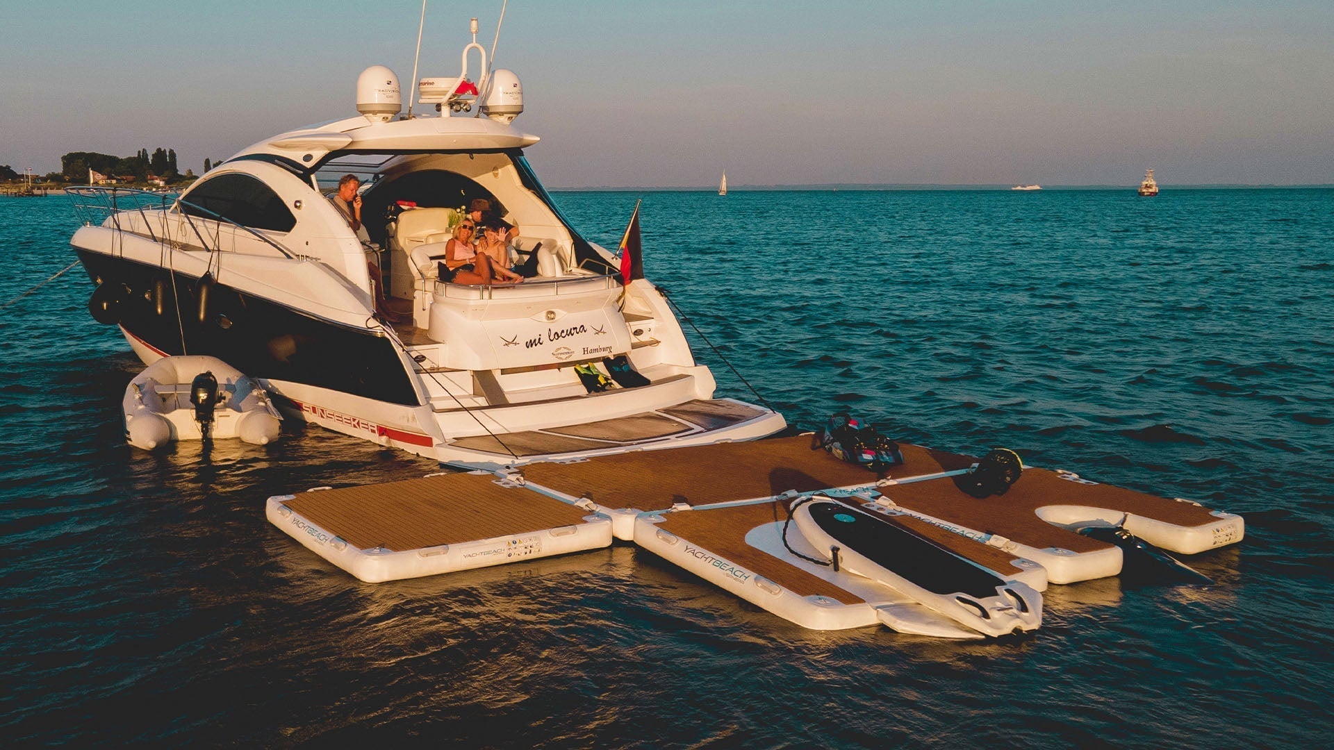 Yachtbeach Foil Dock Single 6'8" x 6'8"